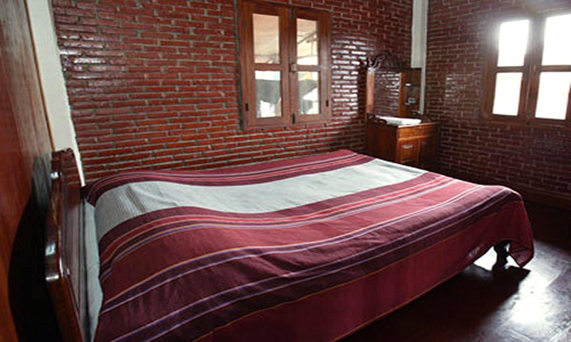 Vanvisa Guesthouse Luang Prabang Exterior foto