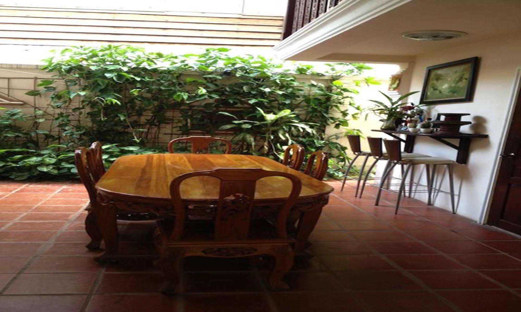 Vanvisa Guesthouse Luang Prabang Exterior foto