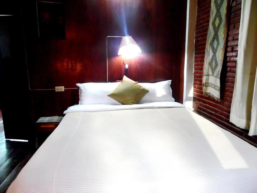 Vanvisa Guesthouse Luang Prabang Exterior foto